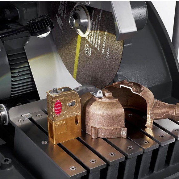 Отрезной станок Labotom-15