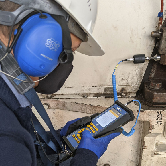 Ультразвуковой анализатор дефектов SDT 340 + UAS 4.0 Ультразвуковой анализатор дефектов SDT 340 + UAS 4.0